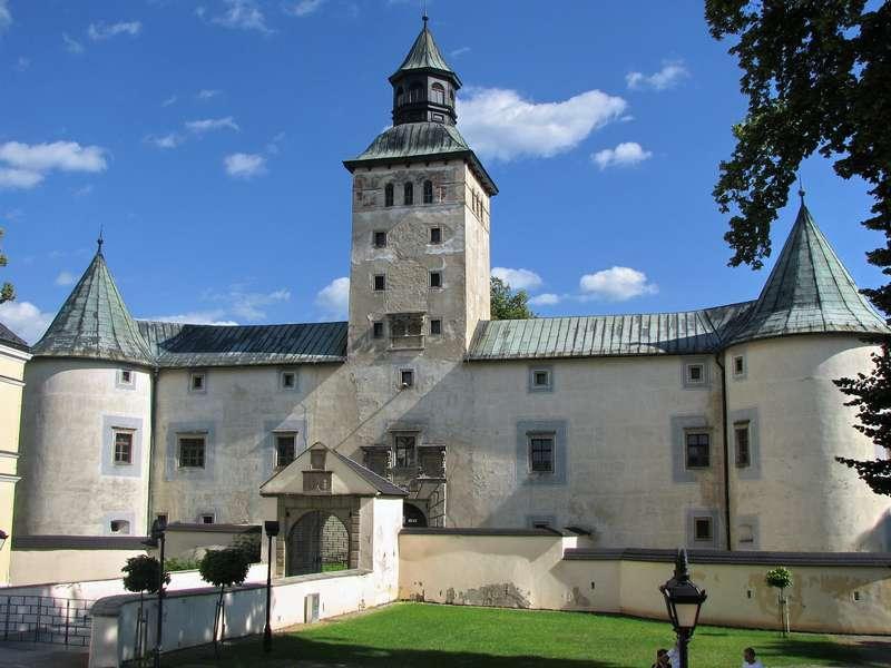 Bytca Castle
