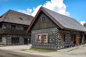 Châteaux, Čičmany et Bratislava