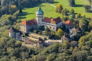 Vanuit Bratislava: rondleiding van een dag langs kastelen, natuur en cultuur