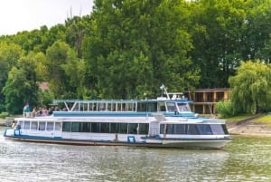 From Budapest: Full-Day Danube Bend Bus/Boat Tour with Lunch