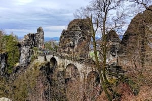 Da Praga: tour privato della Repubblica Ceca con autista-guida locale