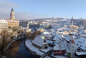 Da Praga: tour privato della Repubblica Ceca con autista-guida locale