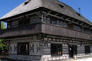 From Vienna/Bratislava: Castles, Čičmany & UFO Observation