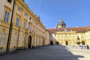 Au départ de Vienne/Bratislava : Wachau, Melk, Salzbourg visite d'une jounée