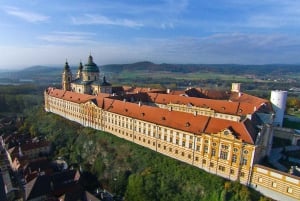 Au départ de Vienne/Bratislava : Wachau, Melk, Salzbourg visite d'une jounée