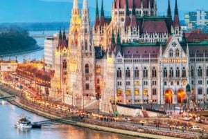 Wienistä: Budapestin ja Bratislavan päiväretki oppaan kanssa