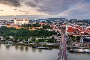 Au départ de Vienne : visite guidée d'une journée à Budapest et Bratislava
