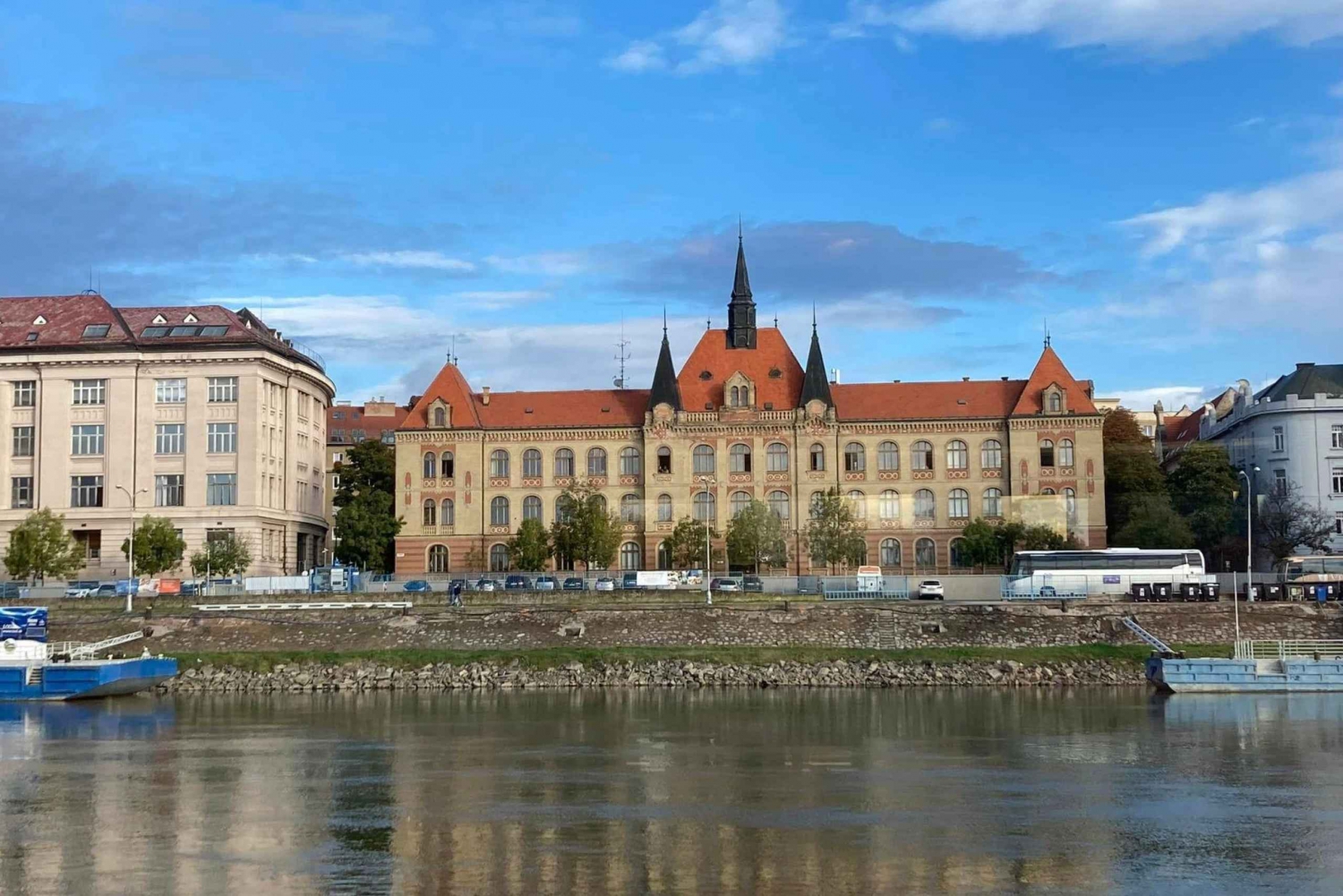 From Vienna: Private Full Day Tour to Bratislava with guide