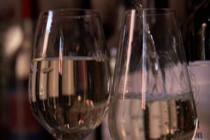 Modra: degustação particular de vinhos guiada pelo proprietário da vinícola