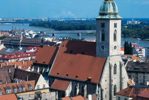 Neighboring in Bratislava: Full-Day Tour from Budapest