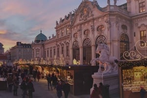 Parndorf und Wien: Weihnachtsshopping-Erlebnis