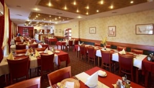 Restaurant, Bar & Bowling Bar Pension Barca