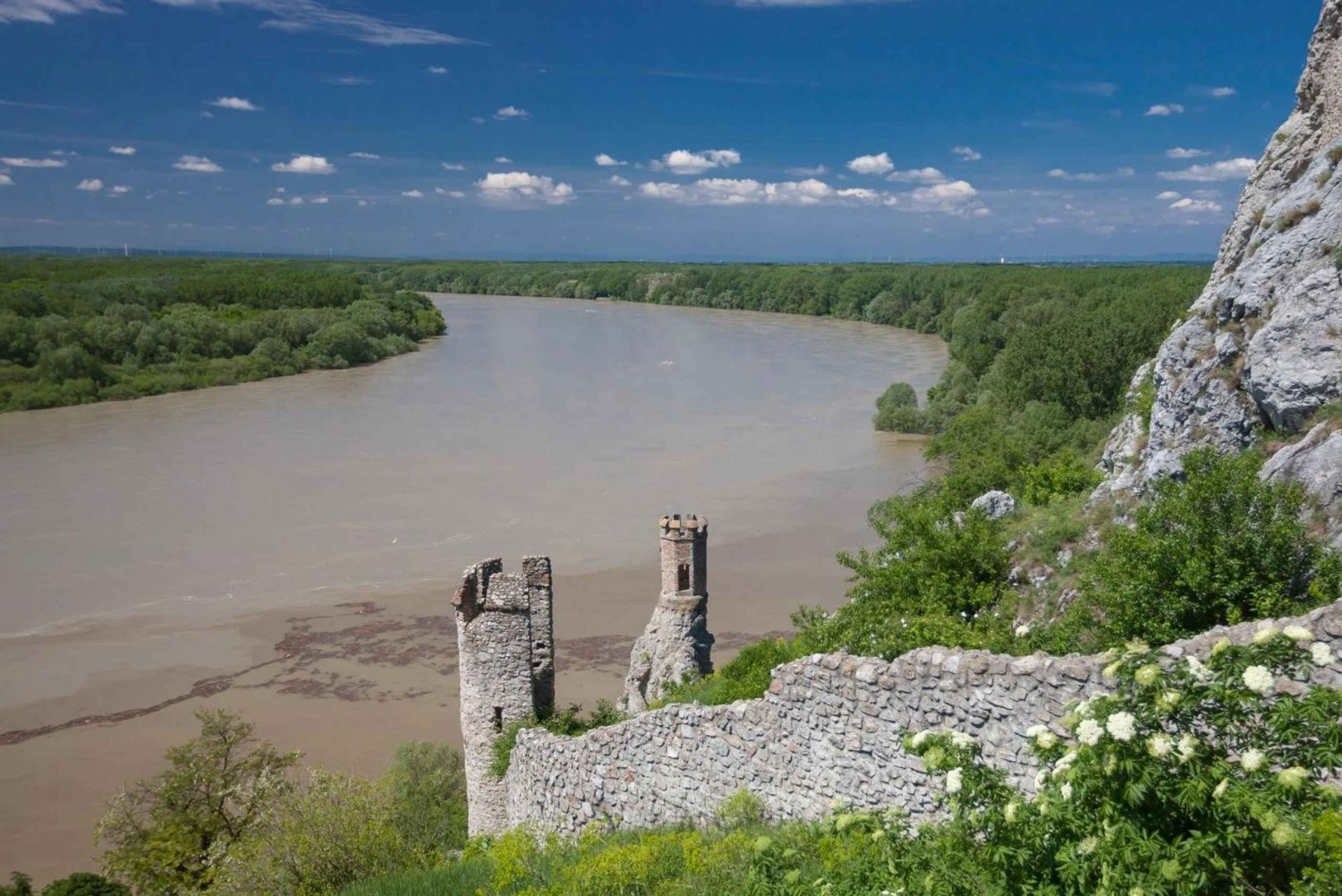 Three Castles in One day: Explore Majestic Heritage