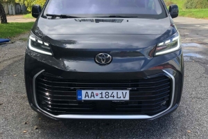 Transfer von Wien nach Budapest mit Stadtführung in Bratislava