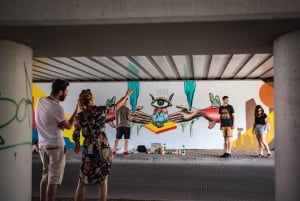 Trenčín: Straßenkunst-Tour zu Fuß