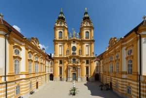 Vienna/Bratislava: Hallstatt, Salzburg, Melk, Dürnstein Tour