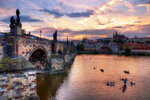 Vienna: Prague Full-Day Guided Tour