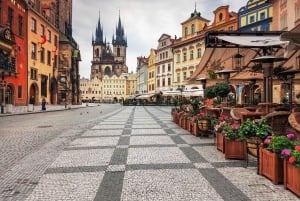 Vienna: Prague Full-Day Guided Tour