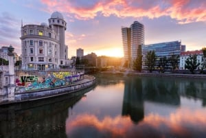 Vienna River Cruise, Walking tour with St. Stephan Cathedral