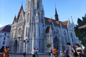 Vienna to Bratislava & Budapest Private Minivan Tour