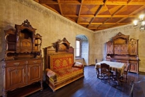 Zakopane : le château d'Orava et la cour extérieure. La beauté de la Slovaquie