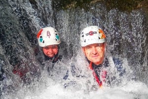 100 % MÄRKÄ KOKEMUS 3 tunnin canyoning-retki aloittelijoille