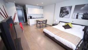 Birokrat Aparthotel