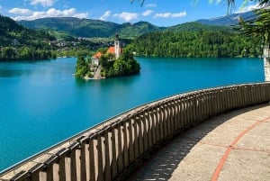 Bled: EBike Tour Bledsjøen og Triglav nasjonalpark Privat