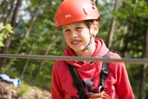 Bled: la tirolina más larga de Europa sobre el río Dolinka.