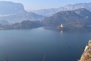 Bled: visita guiada a pie por el lago de Bled con tarta de crema