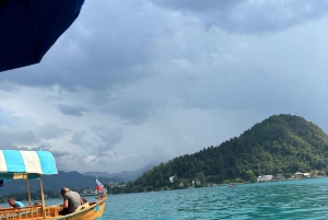 Bled: visita guiada a pie por el lago de Bled con tarta de crema