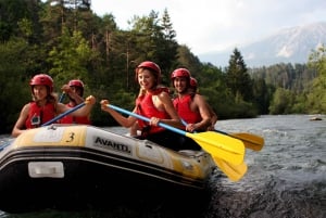 Bled-järvi: Sava-joen koskenlasku ja hotellin nouto