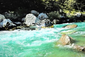 Bovec: Rafting d'avventura sul fiume Smeraldo Soča + foto GRATIS