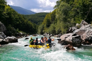 Bovec: Seikkailu koskenlasku Emerald-joella + ILMAISET kuvat