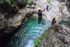 Bovec: Canyoning i Triglav nasjonalpark tur + bilder