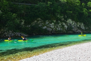 Bovec: Erkunde den Fluss Soča mit dem Sit-on-top Kajak + GRATIS Foto