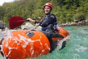 Bovec: PackRafting Tour sur la rivière Soca avec instructeur et équipement