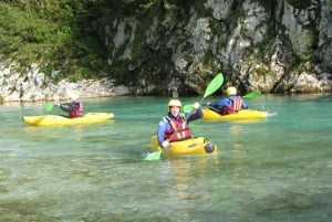 Bovec: Curso de iniciación al kayak de 1 día en el río Soča