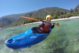 Bovec: scuola di kayak sul fiume Isonzo