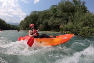 Från Bled: Kajakpaddling på floden Sava Dolinka med transfer