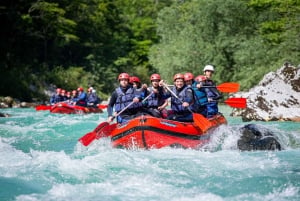 Desde Bovec: Rafting Matinal Económico en el Río Soča