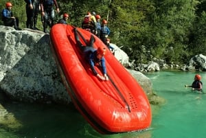Von Bovec aus: Budgetfreundliches Rafting am Morgen auf der Soča