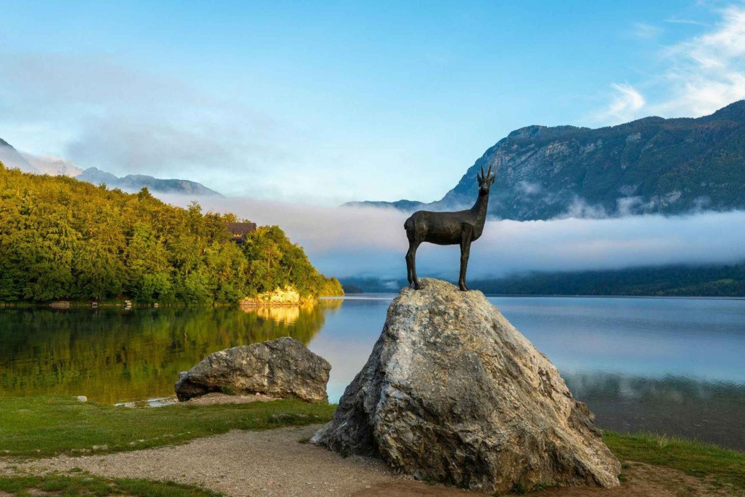 Au départ de Ljubljana : excursion d'une journée à Bled et Bohinj + pique-nique local
