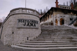 Fra Ljubljana: Dagstur til Bled-sjøen og Postojna-hulen