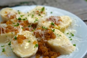 Ljubljanasta: Logarin laakso ja Solčavan panoraamatie.