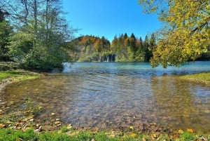 Ze Splitu lub Trogiru: wycieczka z przewodnikiem po Jeziorach Plitwickich