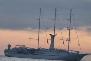 Izola: Privat båttur til Strunjan og Piran med drikke