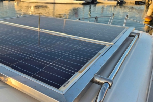 Izola: rejs wycieczkowy łodzią do Strunjan i Piranu z napojami