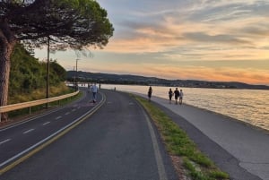 Isola: corsa al tramonto lungo la costa fino a Capodistria con omaggio locale
