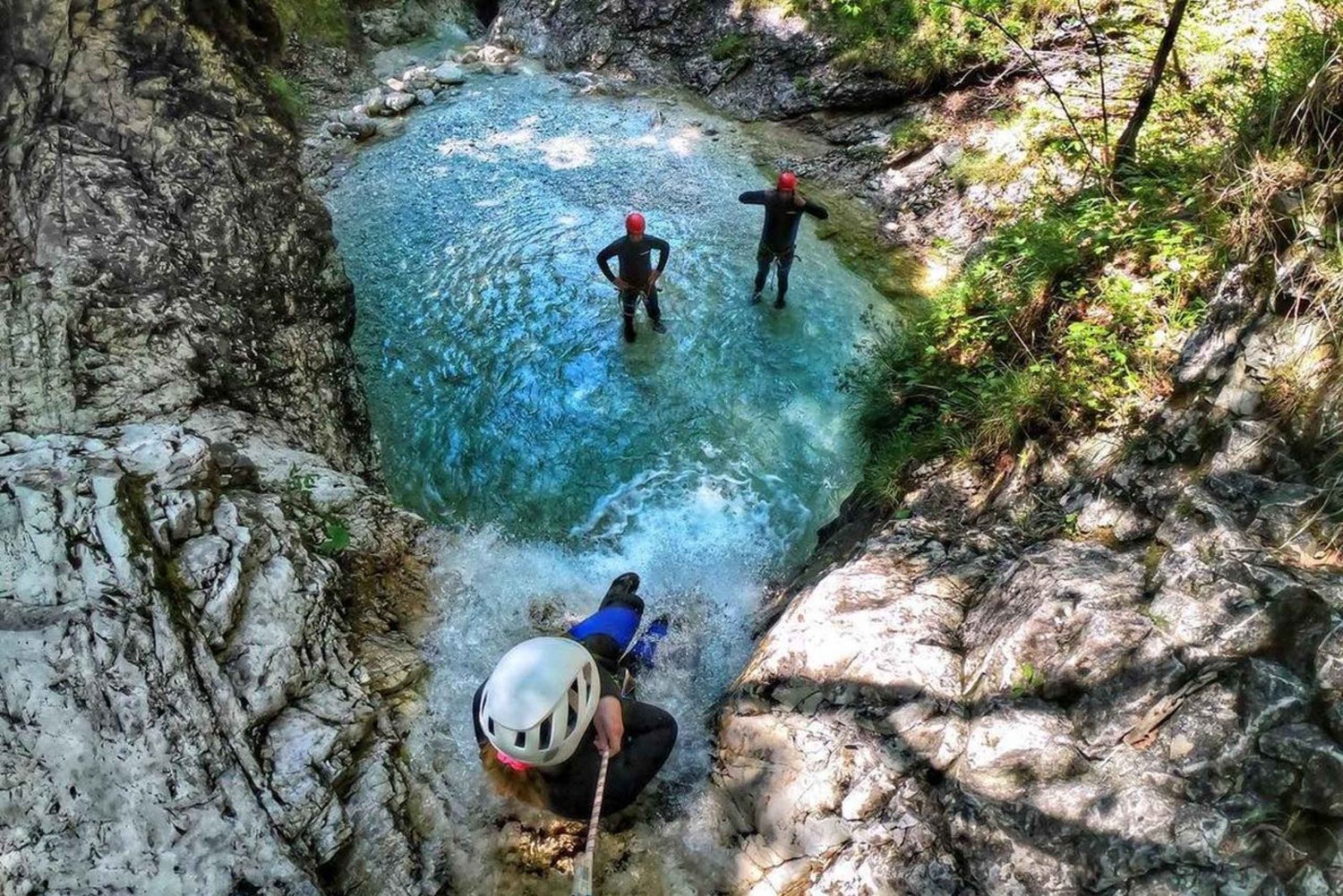 Przygoda z canyoningiem w dolinie Soča; Kobarid/Bovec